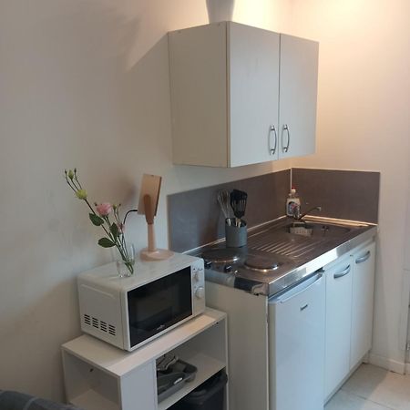 Studio De 14M2 Dans Une Maison كانيو سور مير المظهر الخارجي الصورة