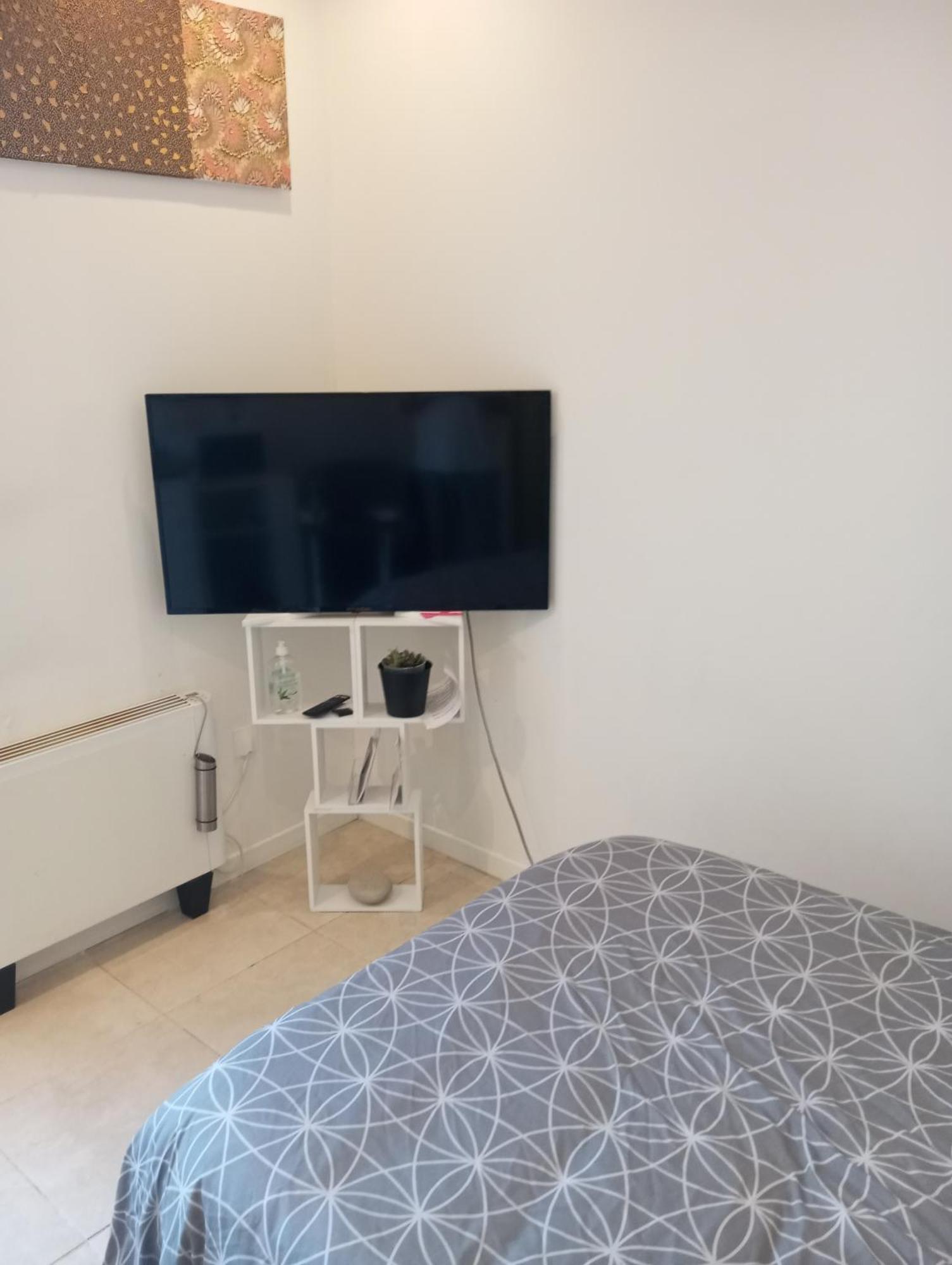 Studio De 14M2 Dans Une Maison كانيو سور مير المظهر الخارجي الصورة