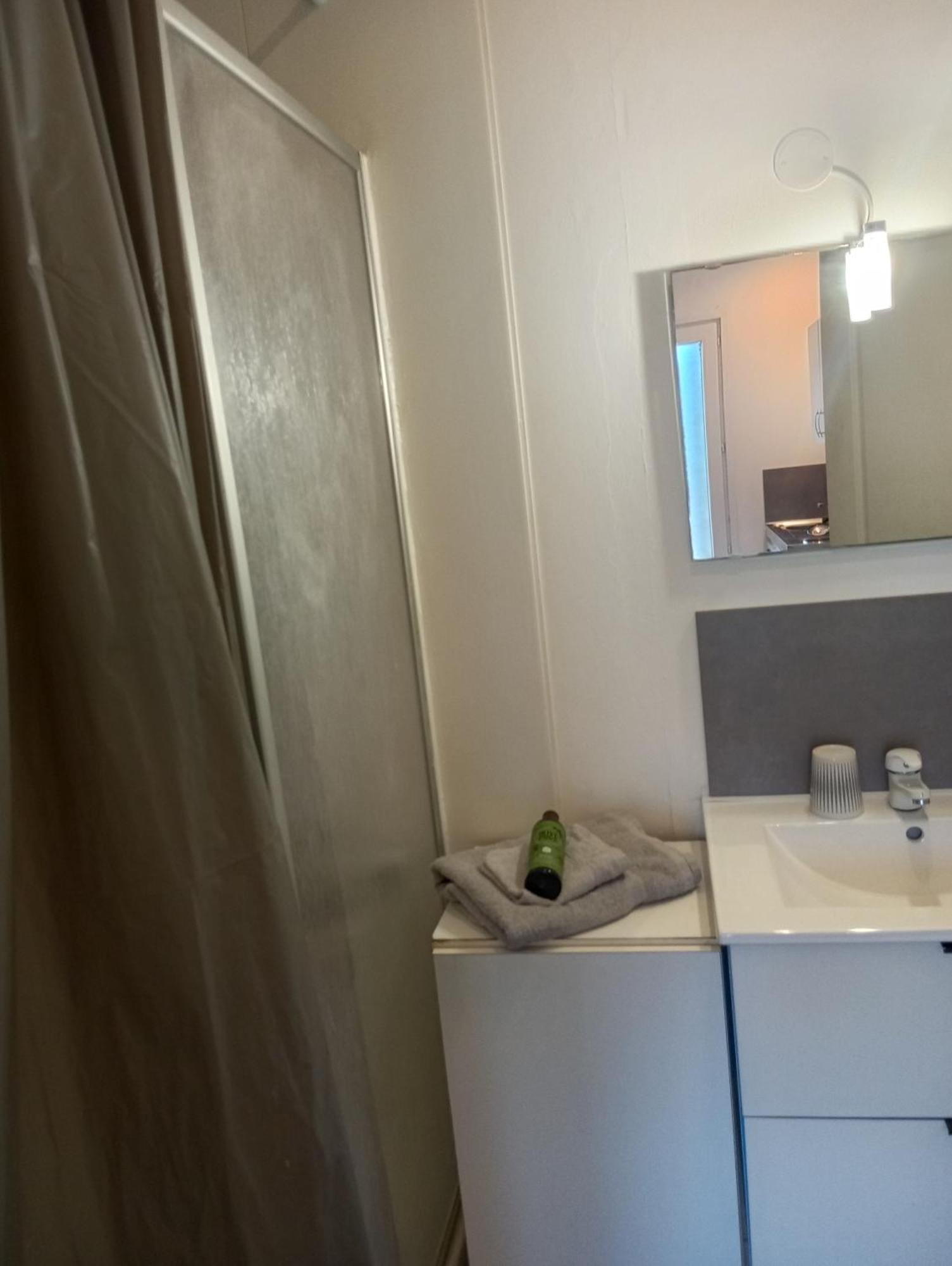 Studio De 14M2 Dans Une Maison كانيو سور مير المظهر الخارجي الصورة