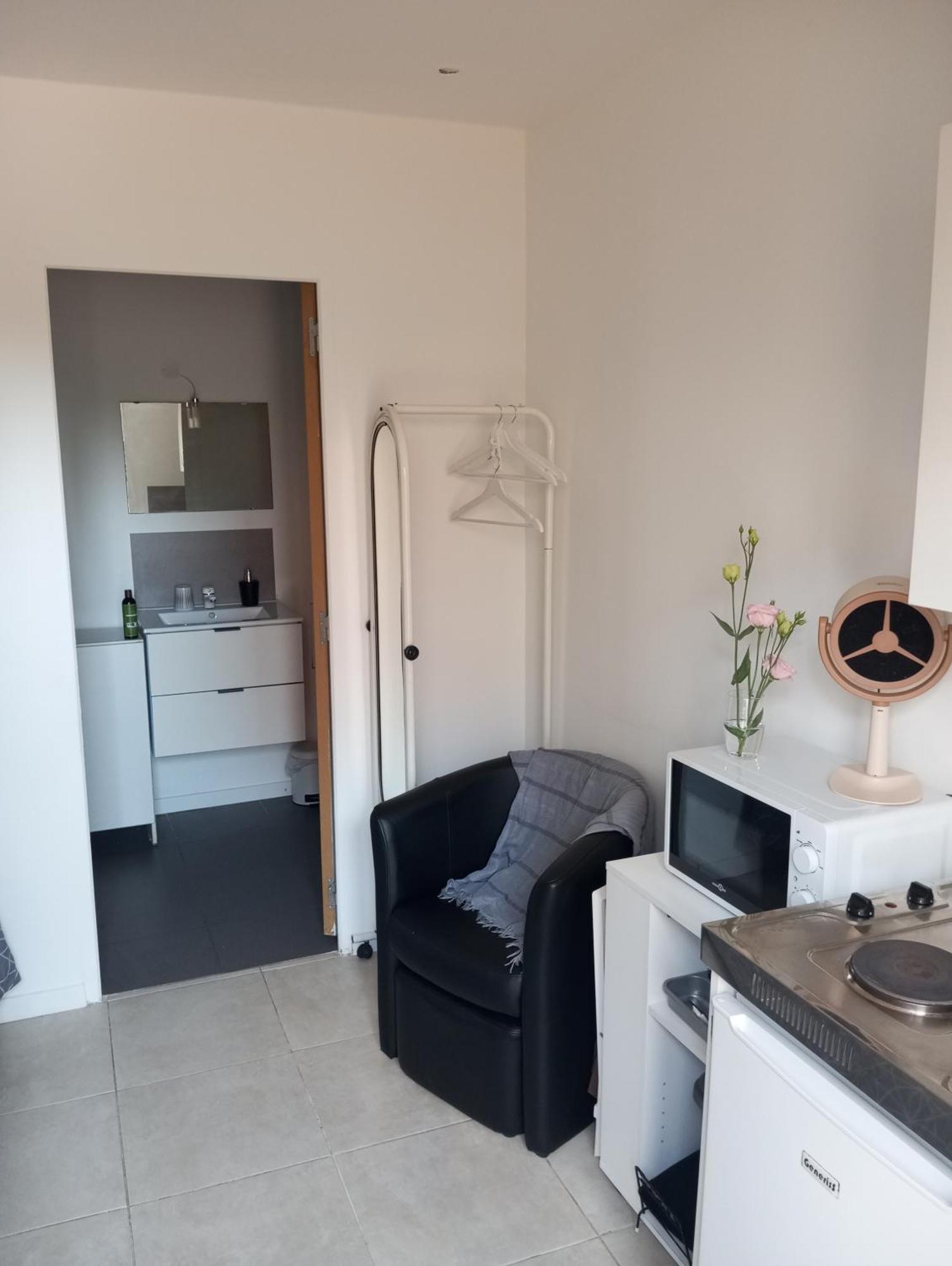 Studio De 14M2 Dans Une Maison كانيو سور مير المظهر الخارجي الصورة